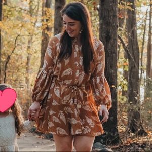 Cute Medium Boutique Dress w/ Tassel Detail